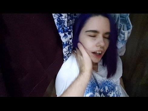 ❤️ Našel jsem svou sestru ve skříni a pomohl jí udělat se Anal porno u porna cs.com-porn-hat.ru